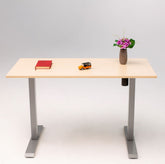 Birou reglabil pe inaltime electric SmartAdjust, inaltime 71-121cm, blat crem 160x80 cm, cadru gri, controler sus/jos, nou