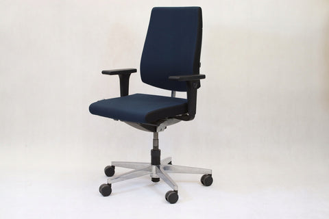 Scaun de birou pivotant bleumarin Sedus Clasa I - second hand