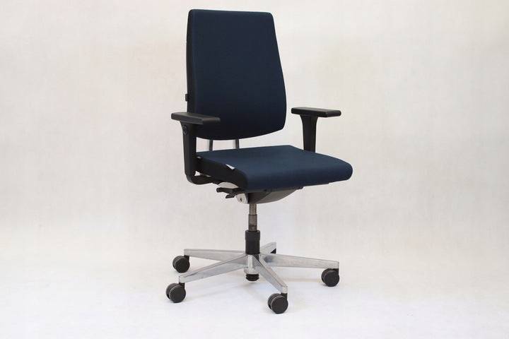 Scaun de birou pivotant bleumarin Sedus Clasa I - second hand