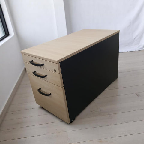Set Rollbox + Birou Techo artar dimensiuni 100x80 cm, separator frontal, cadru metalic gri - second hand
