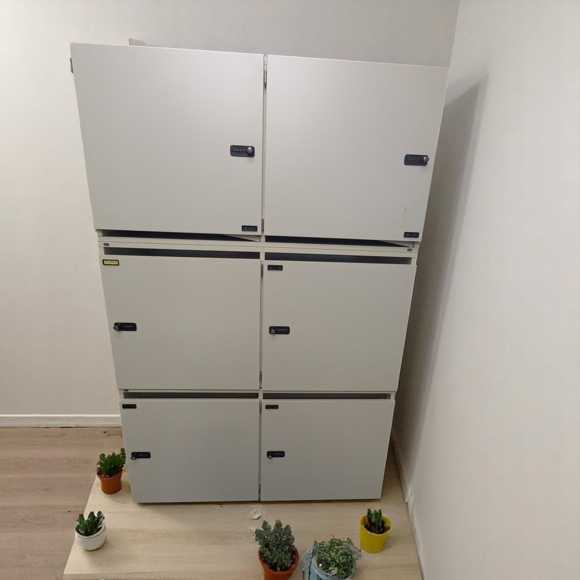 Set 3 bucati dulap Locker alb marca VS 120x67x35 cm, 2 usi - second hand