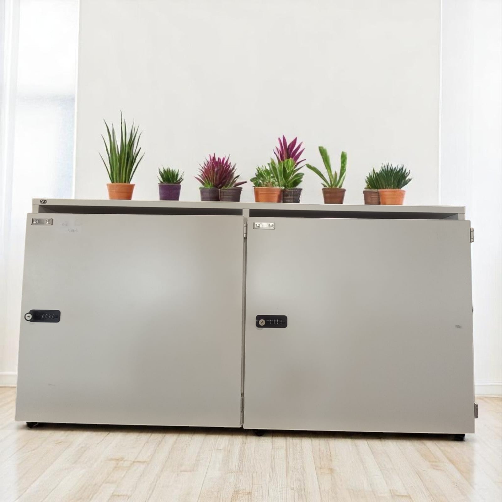 Set 3 bucati dulap Locker alb marca VS 120x67x35 cm, 2 usi - second hand
