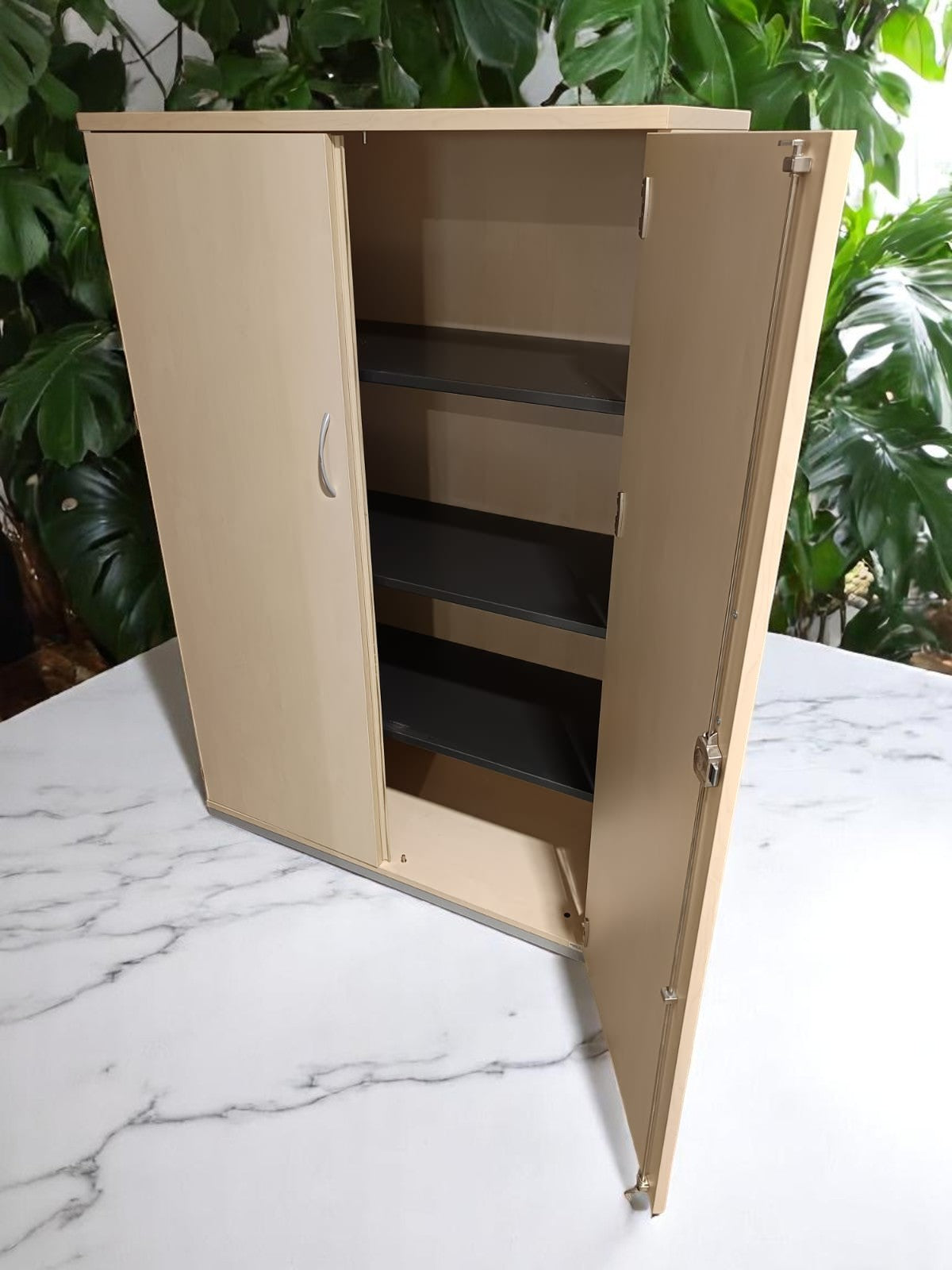 Dulap multifunctional cu 2 usi pentru documente plus garderoba gri/artar de 80x180 cm - second hand