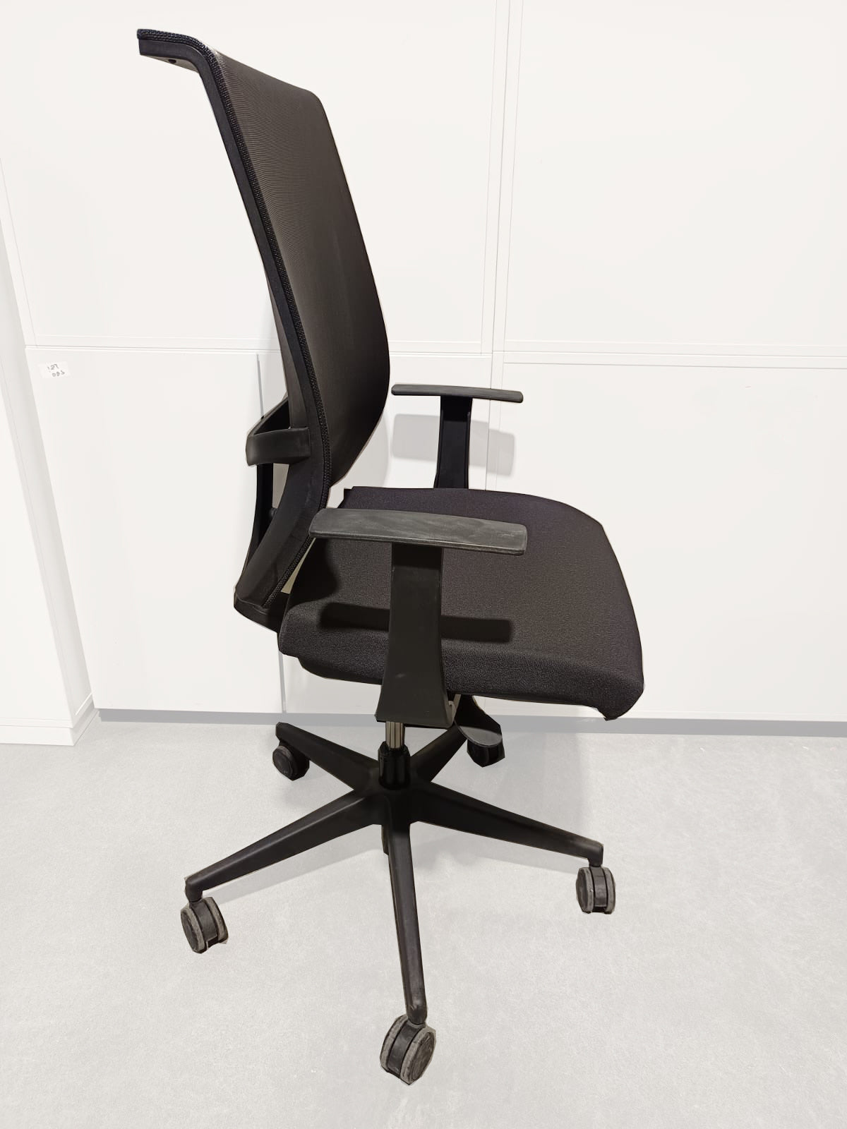 Scaun de birou Narbutas EVA-II L01 - second hand