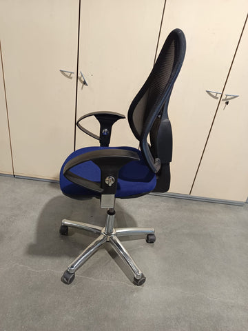 Scaun ergonomic Topstar Blue, spatar mesh negru - second hand