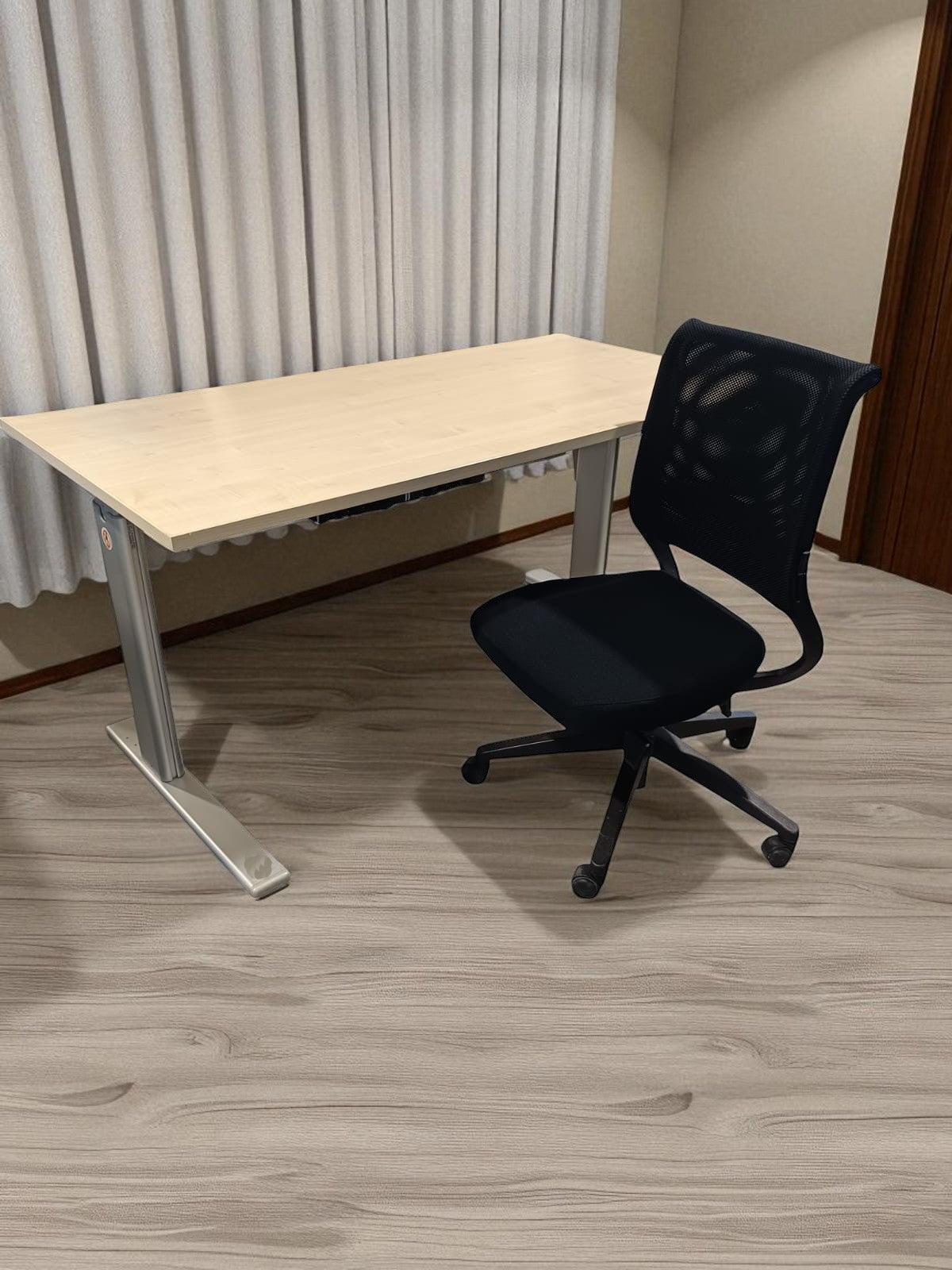 Set Birou electric Vielhauer 160x80 cm și scaun ergonomic fără cotiere Sedus spătar mesh – second hand